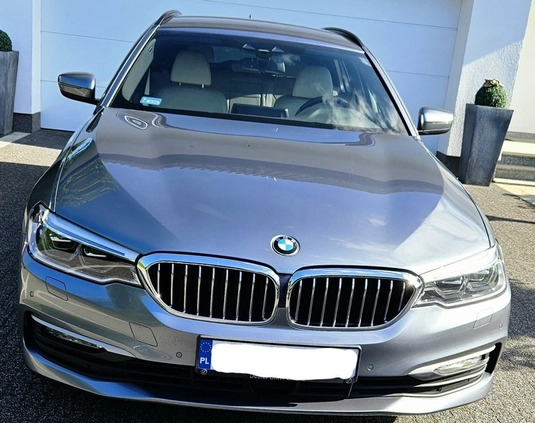 BMW Seria 5 cena 109000 przebieg: 139000, rok produkcji 2017 z Grudziądz małe 326